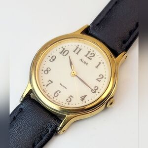 Vintage Seiko Alba V501-6K00 Ladies Quartz Watch Gold Tone White Dial 28mm